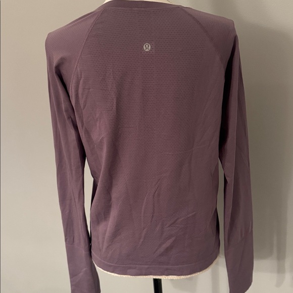 Lululemon Swifty Tech Long Sleeve 2.0 - Picture 3 of 5